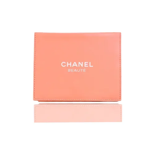 CHANEL Макияж и дорожные косметички унисекс