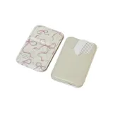 Складное зеркало с бантом [и расческой]