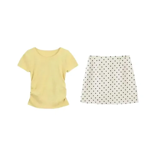 SKYA Женские комплекты с юбкой