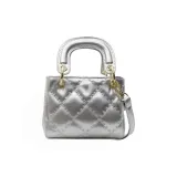 Серебристый