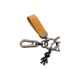 Замша Коричнево-желтая + Маленький Космонавт Черный + Простота Карабинеры