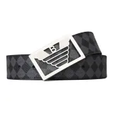 Серебристая пряжка B