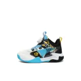 Лунно-белый