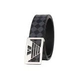 Серебристая пряжка V