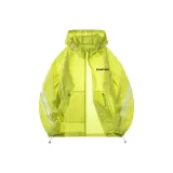 Неоново-зеленый