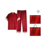 Женский (Футболка и Штаны) (Подарочный Набор в Коробке)