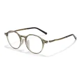 Прозрачный зеленый