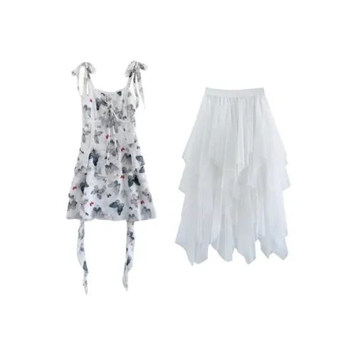 CHARM GLOW Женские комплекты с юбкой