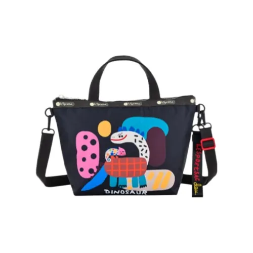 LeSportsac Клатчи Черные Женские