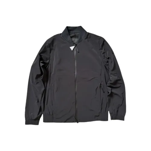 MONCLER Черные Унисекс Куртки