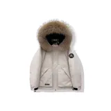 Бежево-абрикосовый