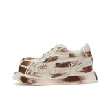 Белый, состаренный, красный