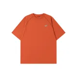 Оранжево-красный