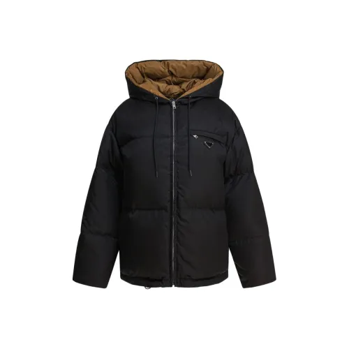 PRADA Куртки и Пальто Женские Черные