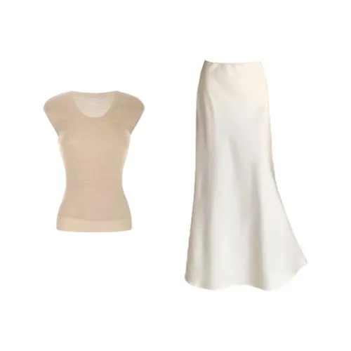 SKYA Женские Комплекты с Юбкой