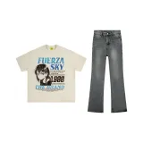 Комплект одежды [Абрикосовая футболка + винтажные синие джинсы]