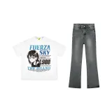 Комплект одежды [Белая футболка + Винтажные синие джинсы]