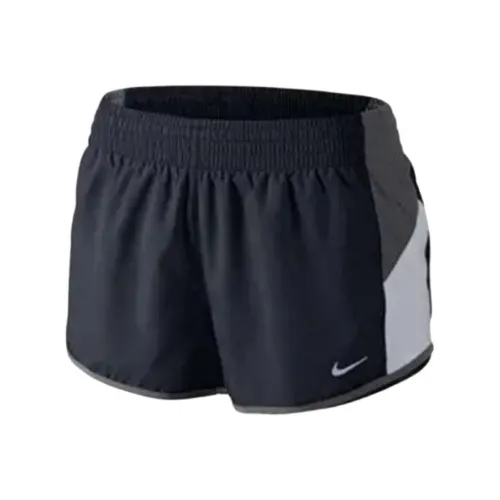 NIKE Черные 010 Женские спортивные шорты