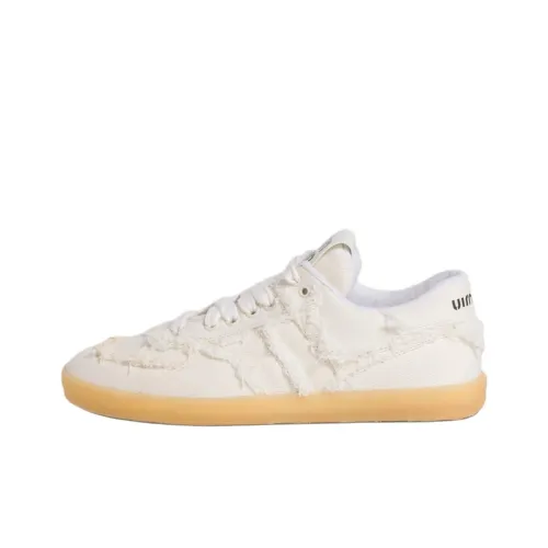 MIU MIU Низкие кроссовки для скейтбординга женские цвет экрю