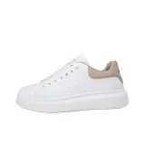 Белый абрикос