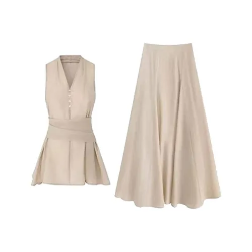 MARIE·COCO Бежевый Женские Комплекты с юбкой