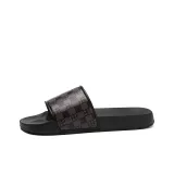 Красно-коричневый