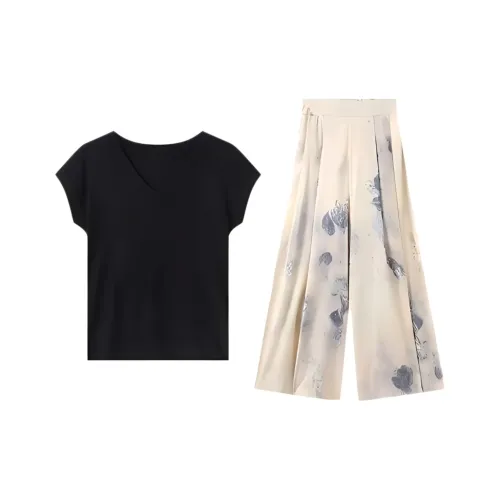 Incolore Женские Повседневные Костюмы