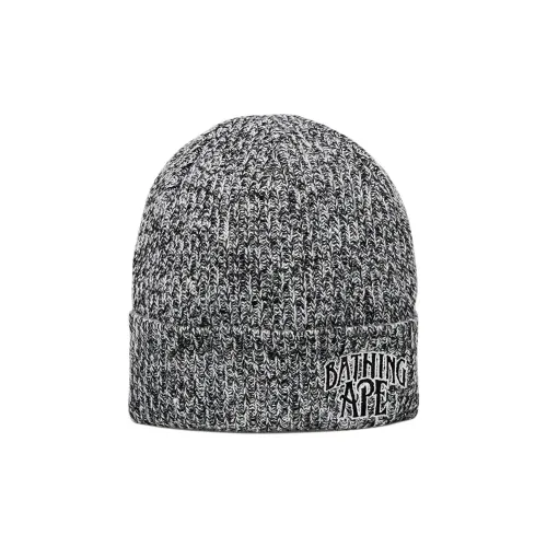 A BATHING APE Шерые шапки унисекс черного цвета