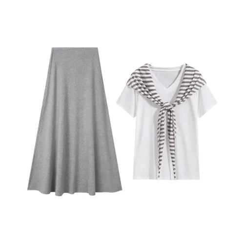 Pa33word Белый Женские Комплекты с юбкой