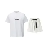 Белый топ + абрикосовые шорты