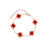 Браслет с четырехлистным клевером (красный)