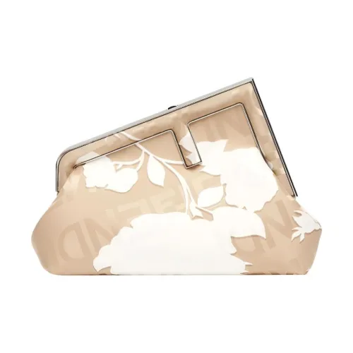 FENDI First Шелковый Одно Плечо Через Плечо Клатч Маленький Женский Бежевый