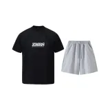 Чёрный топ + светло-серые шорты