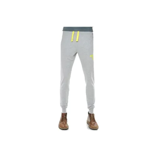 EMPORIO ARMANI EA7 SS20 Повседневные брюки Мужские Серые