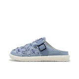 Светло-голубой