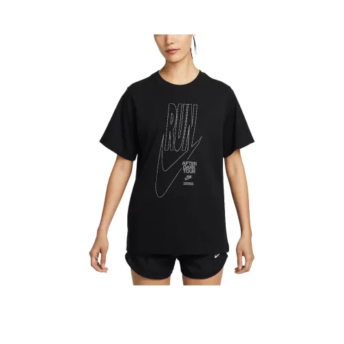 Nike Обычная T-рубашка Женская Черная