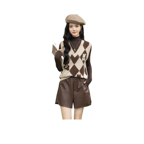 Cypress House Жилет Женские Бежевый Темный KAG