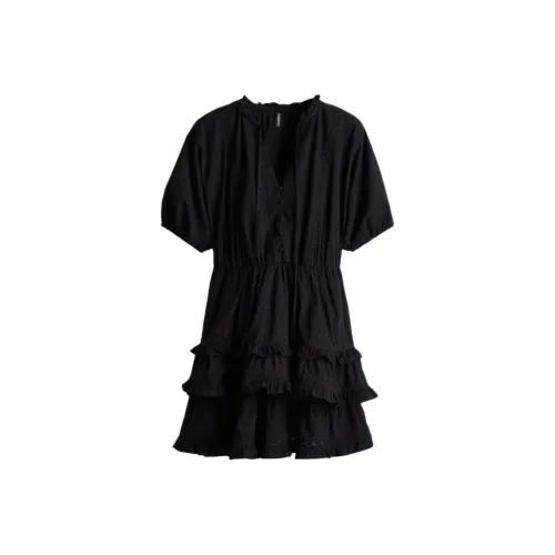 H&M Черное Женское Короткое Платье с Рукавами