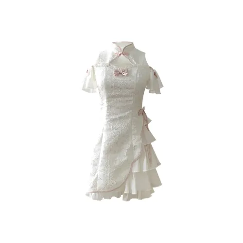 LALAJK Короткое платье с короткими рукавами женское