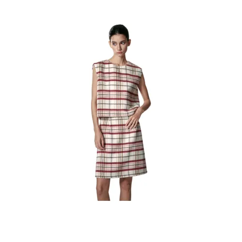 KIKAT Красный Женские Жилеты