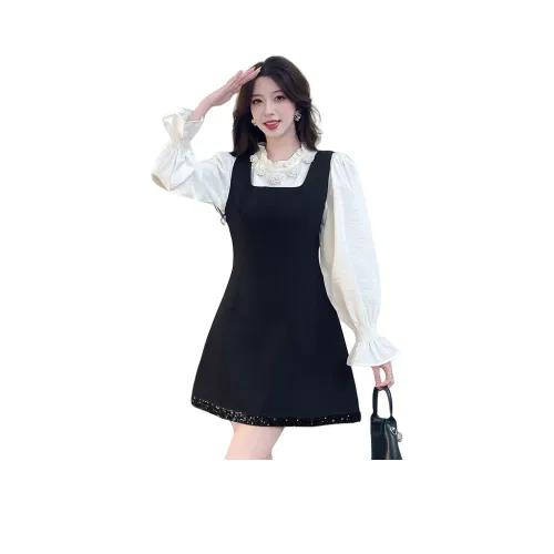 PAVEA Женские Комплекты с юбкой