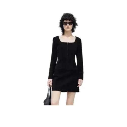 MO&CO Черное Женское Длинное Платье с Рукавами