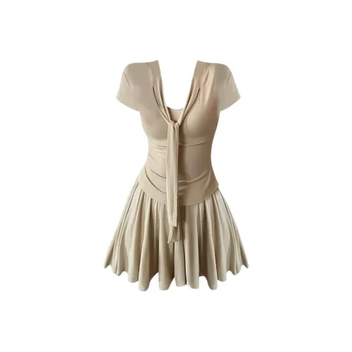 PAIN OR PLEASURE Комплект с юбкой Женские