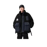 Призрачно черный