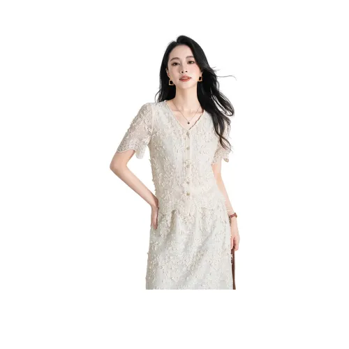 Shavani Летний комплект с юбкой женский 2 штуки