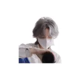 Серебристый