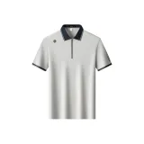 Светлый бежево-абрикосовый.