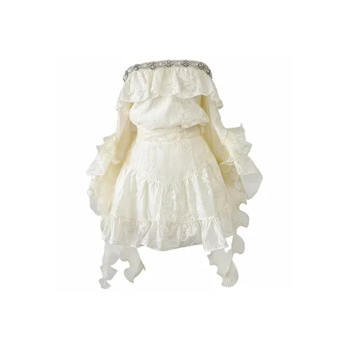 Nathania Белый Женские Комплекты с юбкой