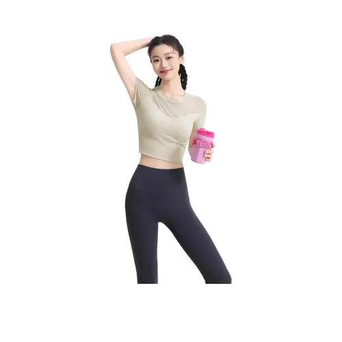 Барби Молочно-белая Женская Йога T-рубашка