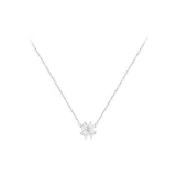 Ожерелье с искрящимся сердцем в виде клеверного листа